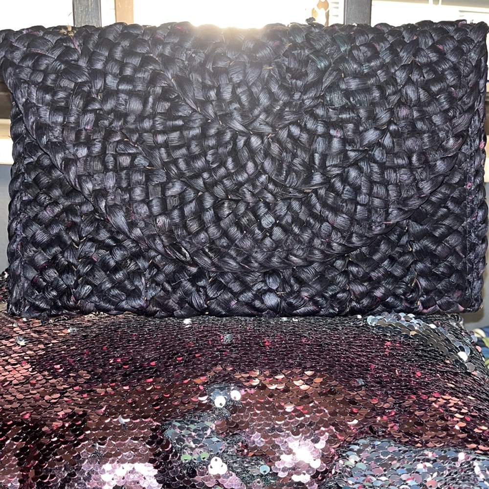 Straw clutch
